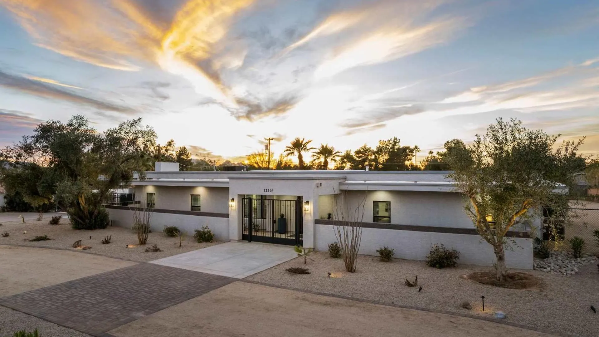 Desert Willow - Pool Spa Pickleball Basketball Court Plus Firepit & Putting Green Scottsdale Holiday home