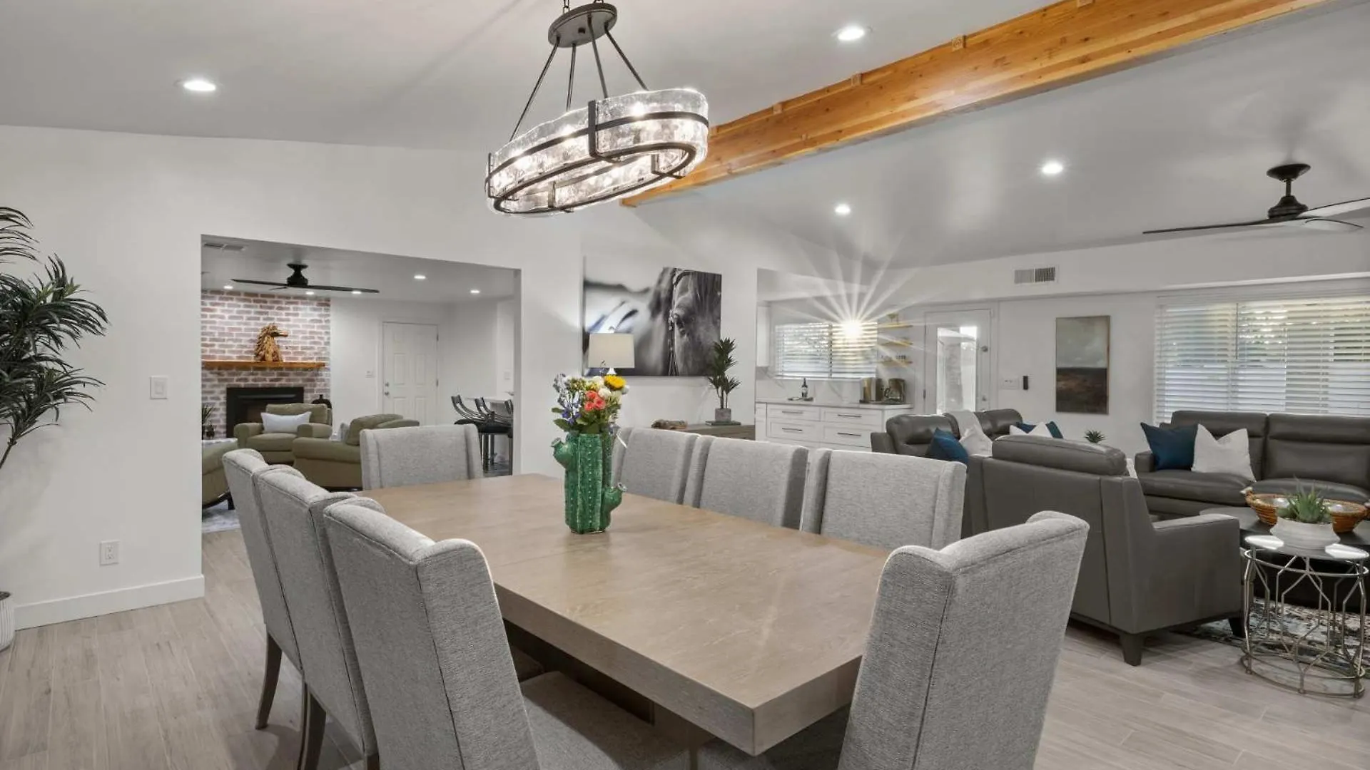 Holiday home Desert Willow - Pool Spa Pickleball Basketball Court Plus Firepit & Putting Green Scottsdale United States