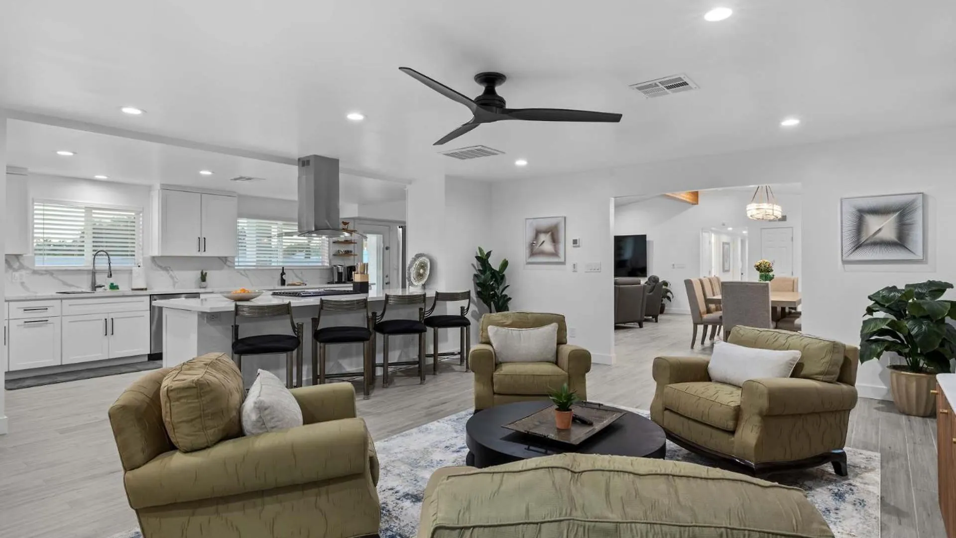 Desert Willow - Pool Spa Pickleball Basketball Court Plus Firepit & Putting Green Scottsdale Holiday home