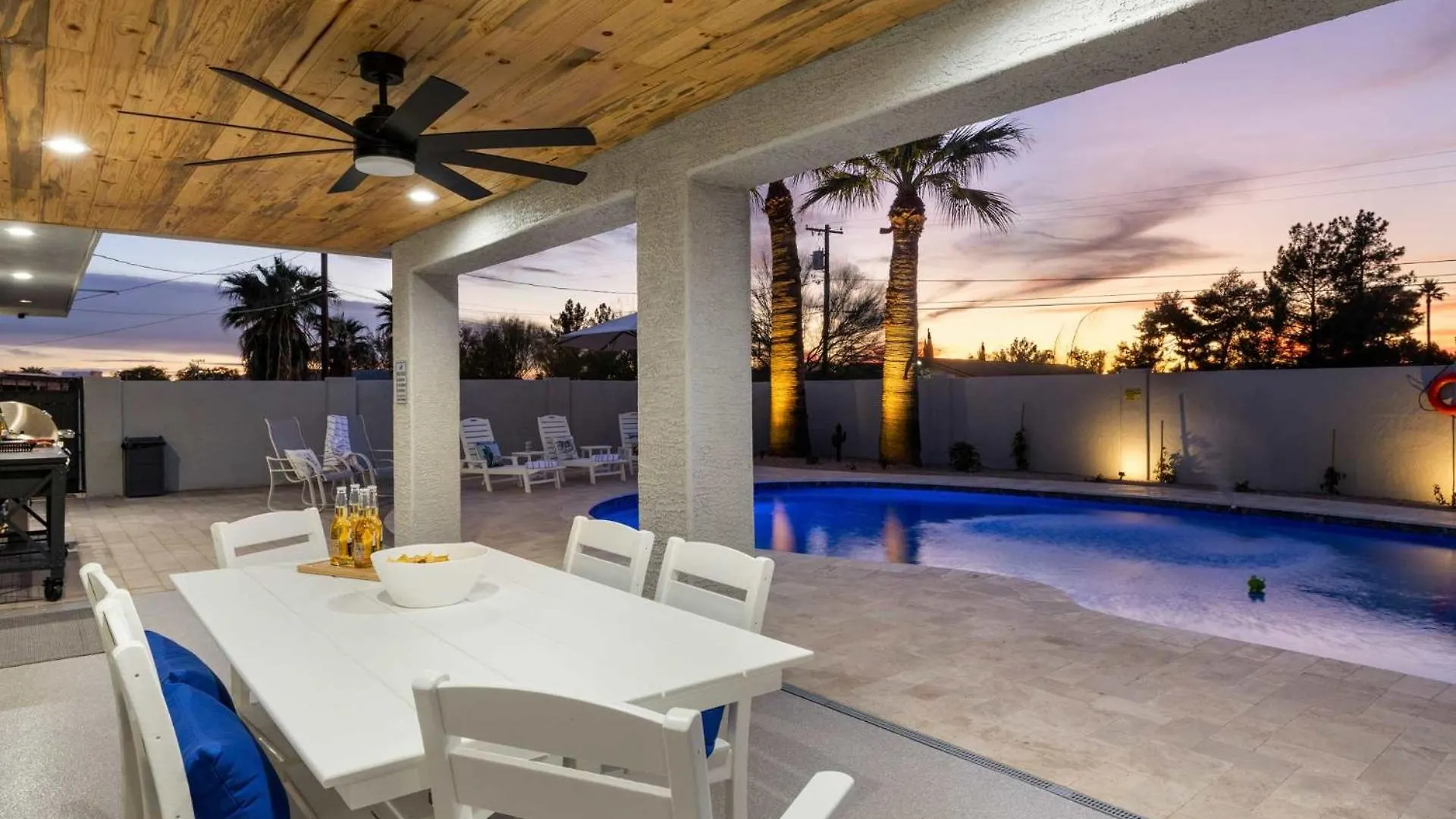 Desert Willow - Pool Spa Pickleball Basketball Court Plus Firepit & Putting Green Scottsdale Holiday home